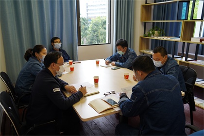 統(tǒng)戰(zhàn)工作例會(huì) (2).JPG