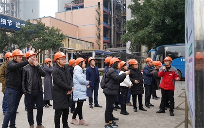 南充市應(yīng)急管理局副調(diào)研員張春風(fēng)一行來我公司考察