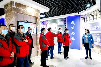 瀘天化股份公司組織新任、提拔領(lǐng)導(dǎo)干部開展廉潔警示教育活動