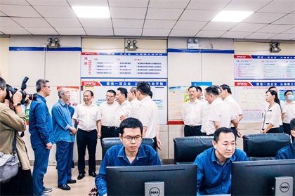 王寧、楊興平蒞臨瀘天化股份公司宣講省第十二次黨代會精神并督導安全生產(chǎn)